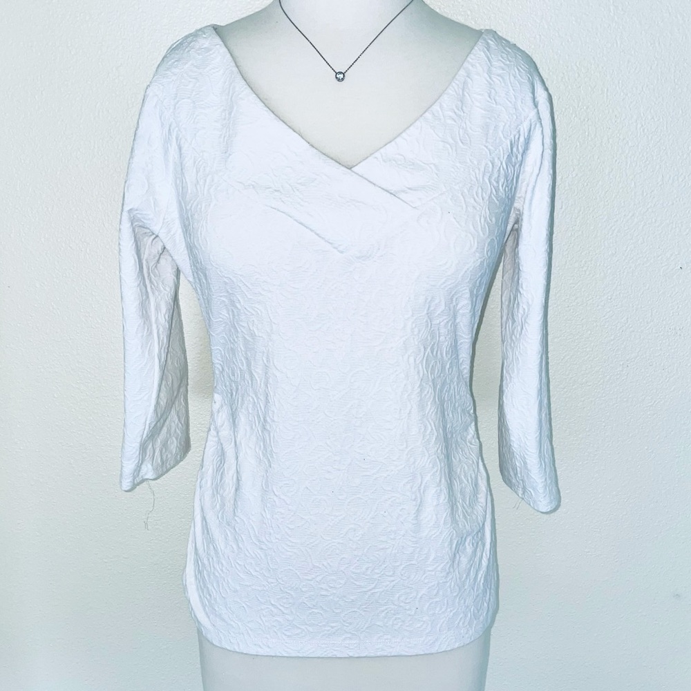 No Longer For Sale ❌New York & Company White Shirt